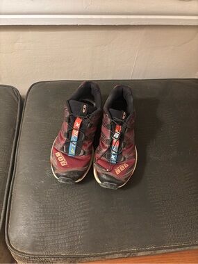 Salomon Sneakers